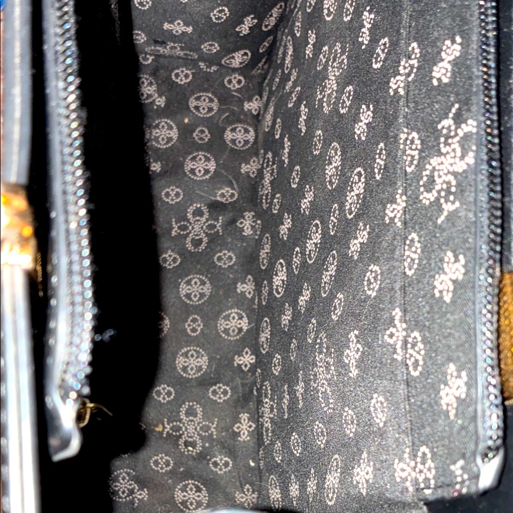 CROSSI Crossbody Handbag - Picture 9 of 13
